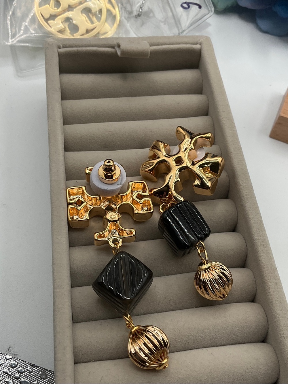 Tory Burch Gold and Black Roxanne Double Drop Clip-On Earrings - Picture 3 of 6